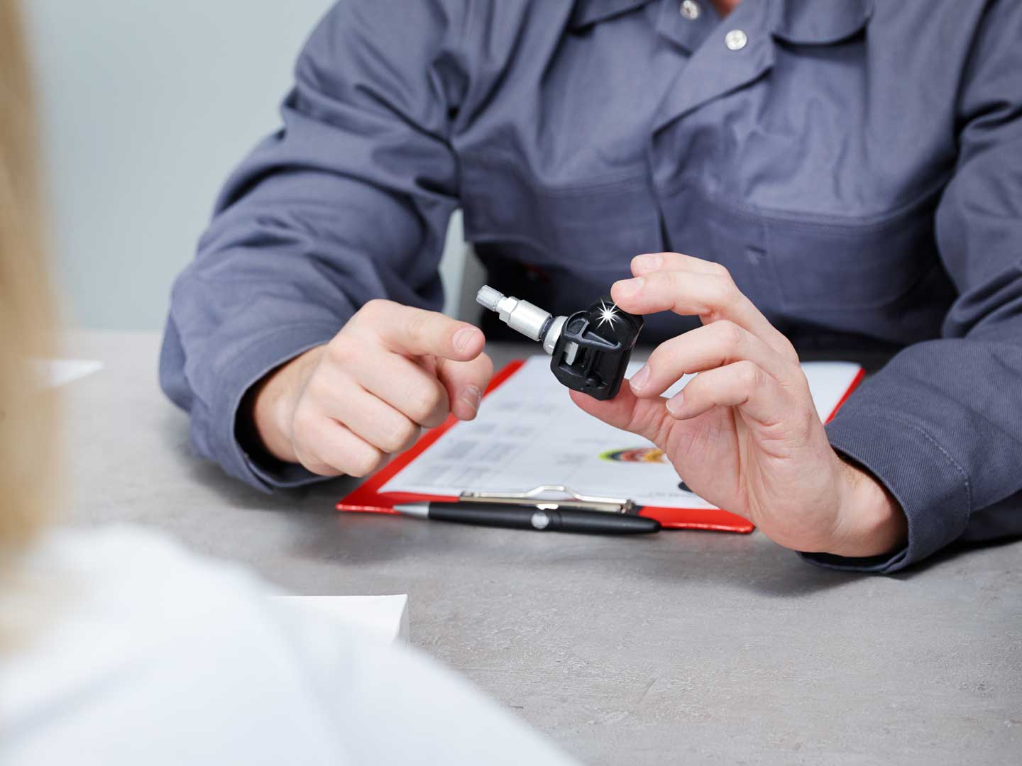 We hebben een ruime kennis en expertise in TPMS We hebben een ruime kennis en expertise in TPMS